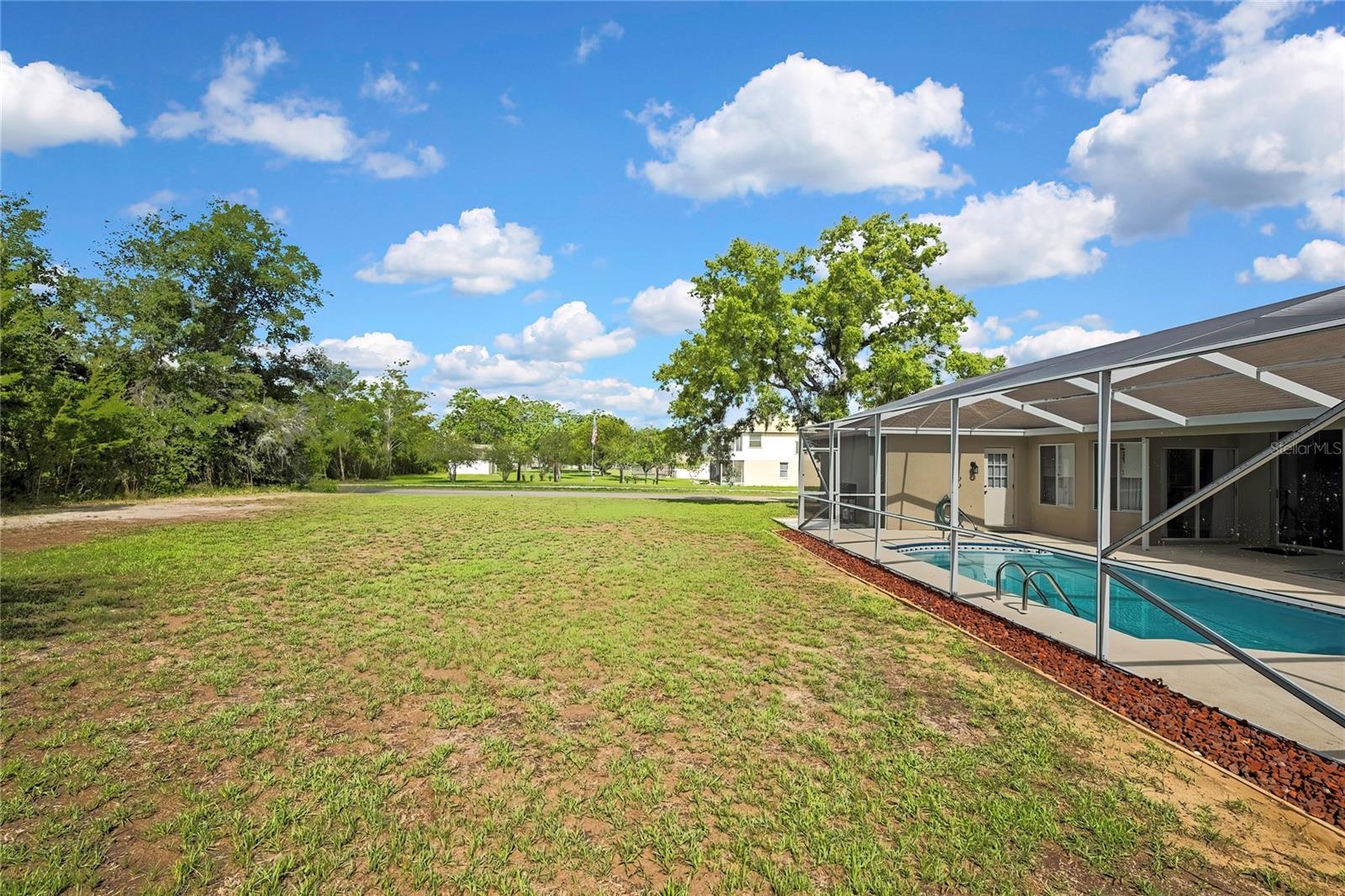 AMBER WOODS PH III - Residential