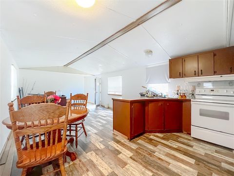 Tiny photo for 12611 NE 36th Avenue, Anthony, FL 32617 (MLS # O6353666)