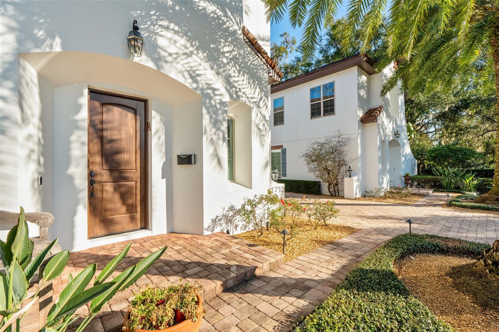 1732 RIDGEWOOD AVENUE S