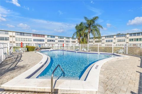 951 79TH AVENUE N 325 ST PETERSBURG FL 33702