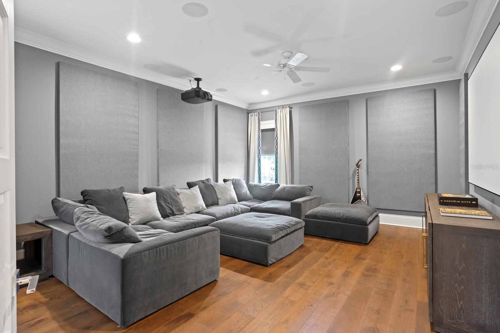 DAVIS ISLANDS REP OF PT O - Residential