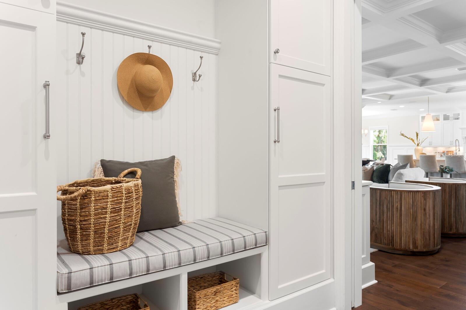 DAVIS ISLANDS REP OF PT O - Residential