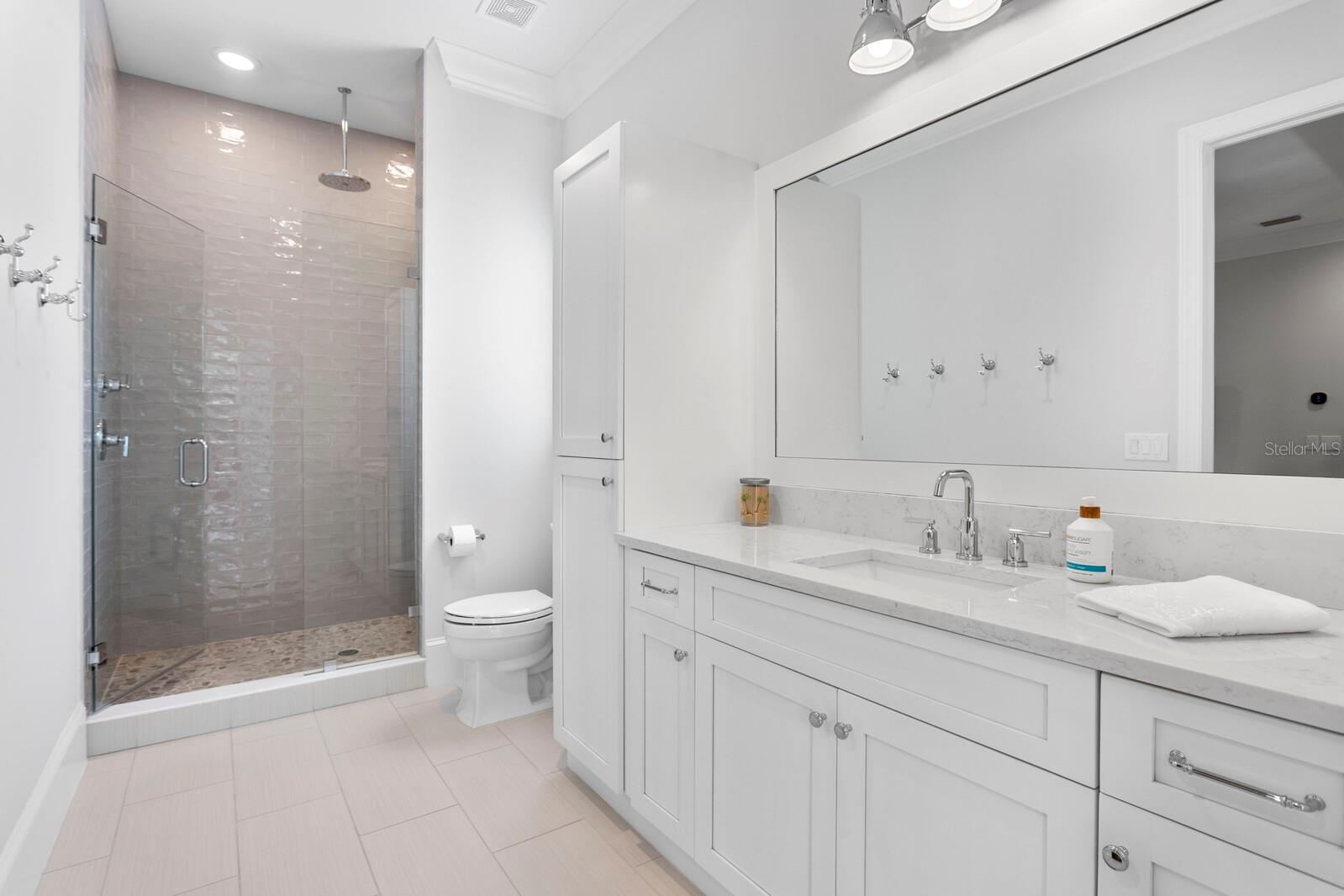 DAVIS ISLANDS REP OF PT O - Residential