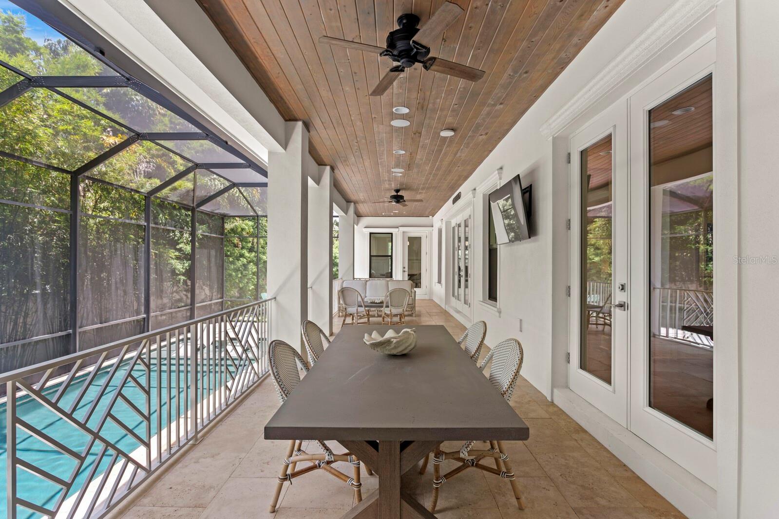 DAVIS ISLANDS REP OF PT O - Residential