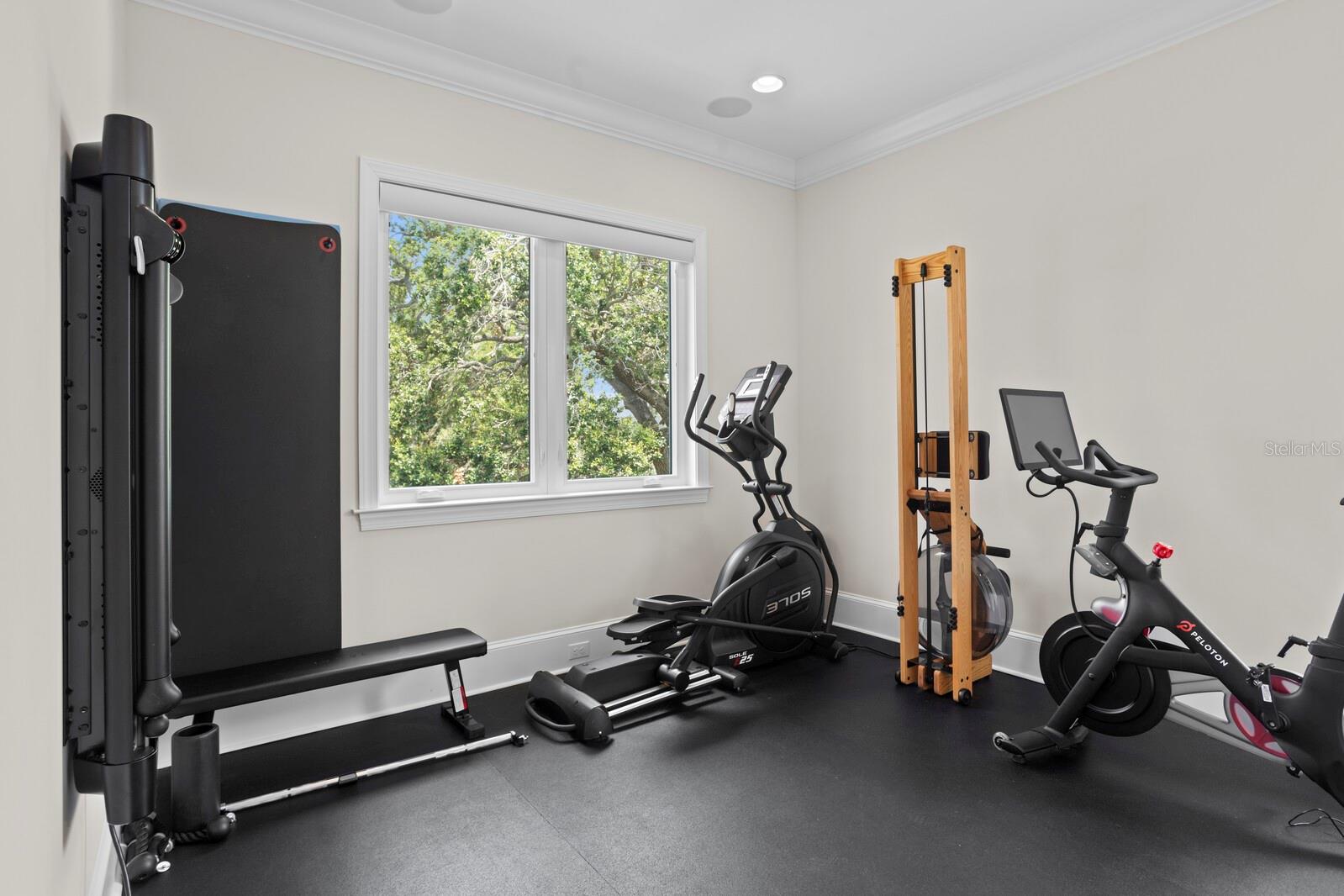 DAVIS ISLANDS REP OF PT O - Residential