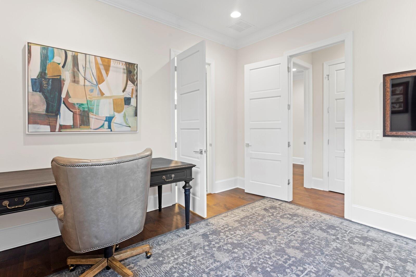 DAVIS ISLANDS REP OF PT O - Residential