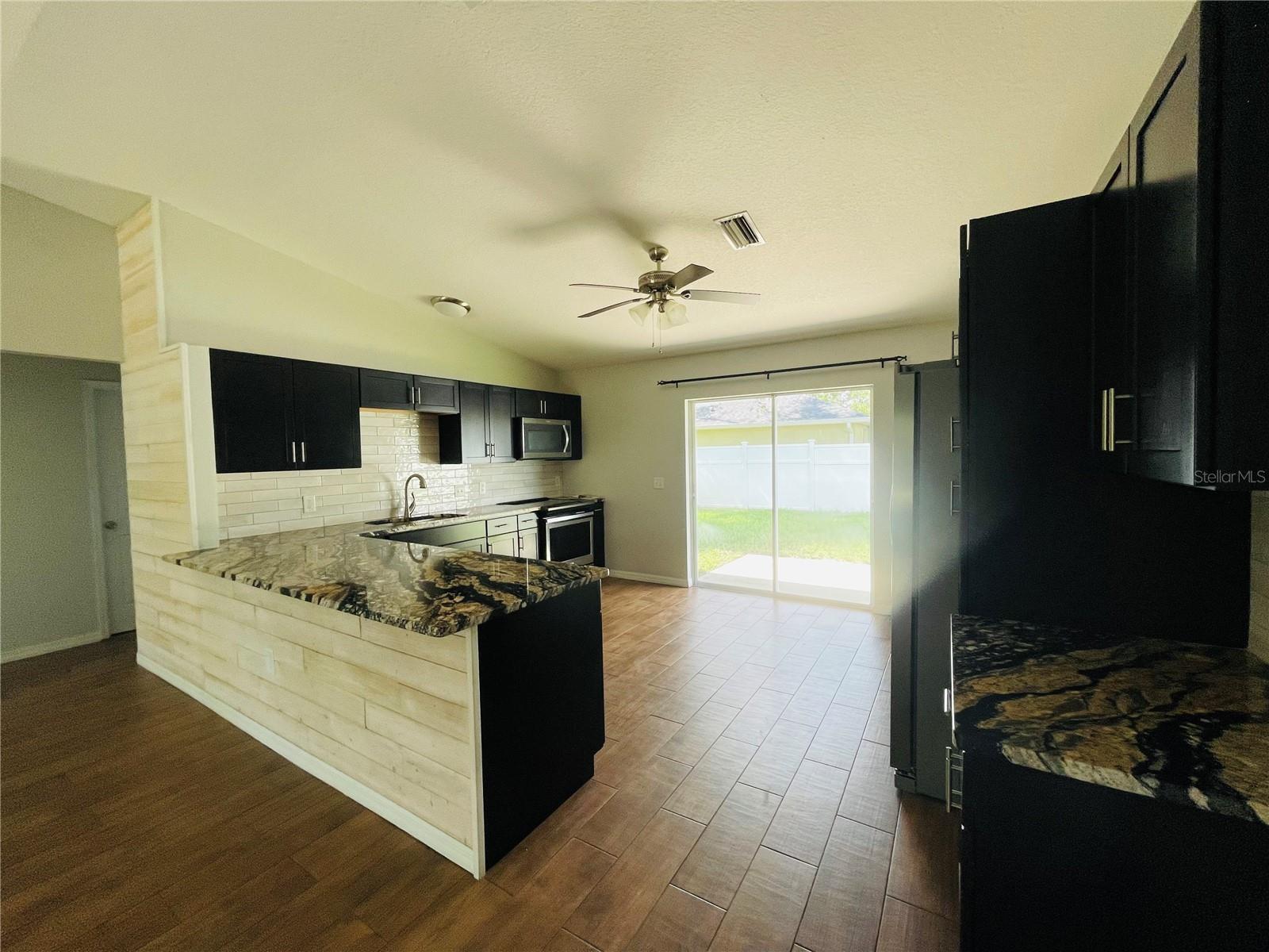 PORT CHARLOTTE SUB 25 - Residential Lease