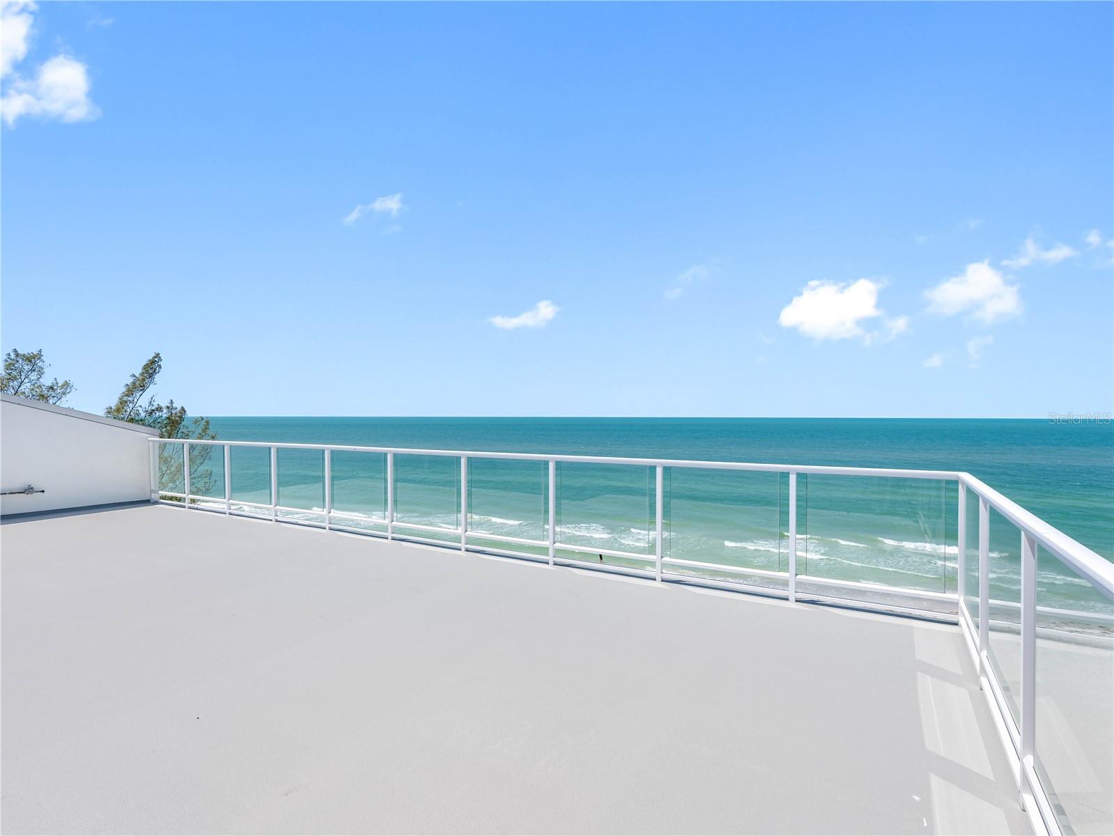 ONELLA CONDO - Residential