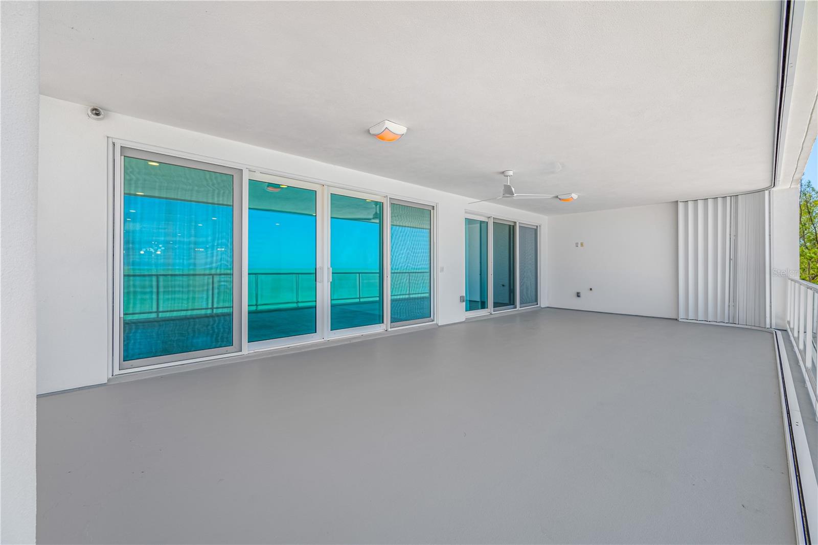 ONELLA CONDO - Residential