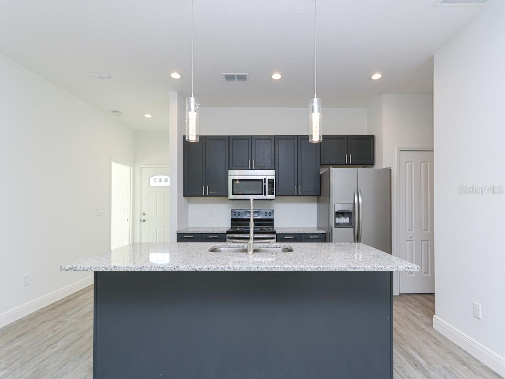 2831 W LIVINGSTON STREET