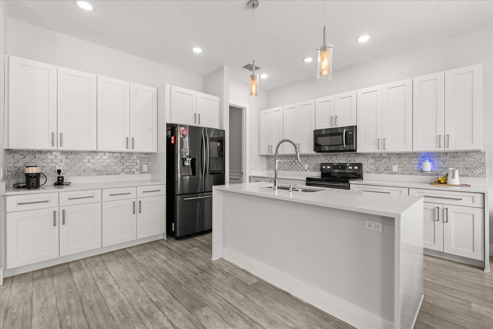 DUBSDREAD HEIGHTS - Residential