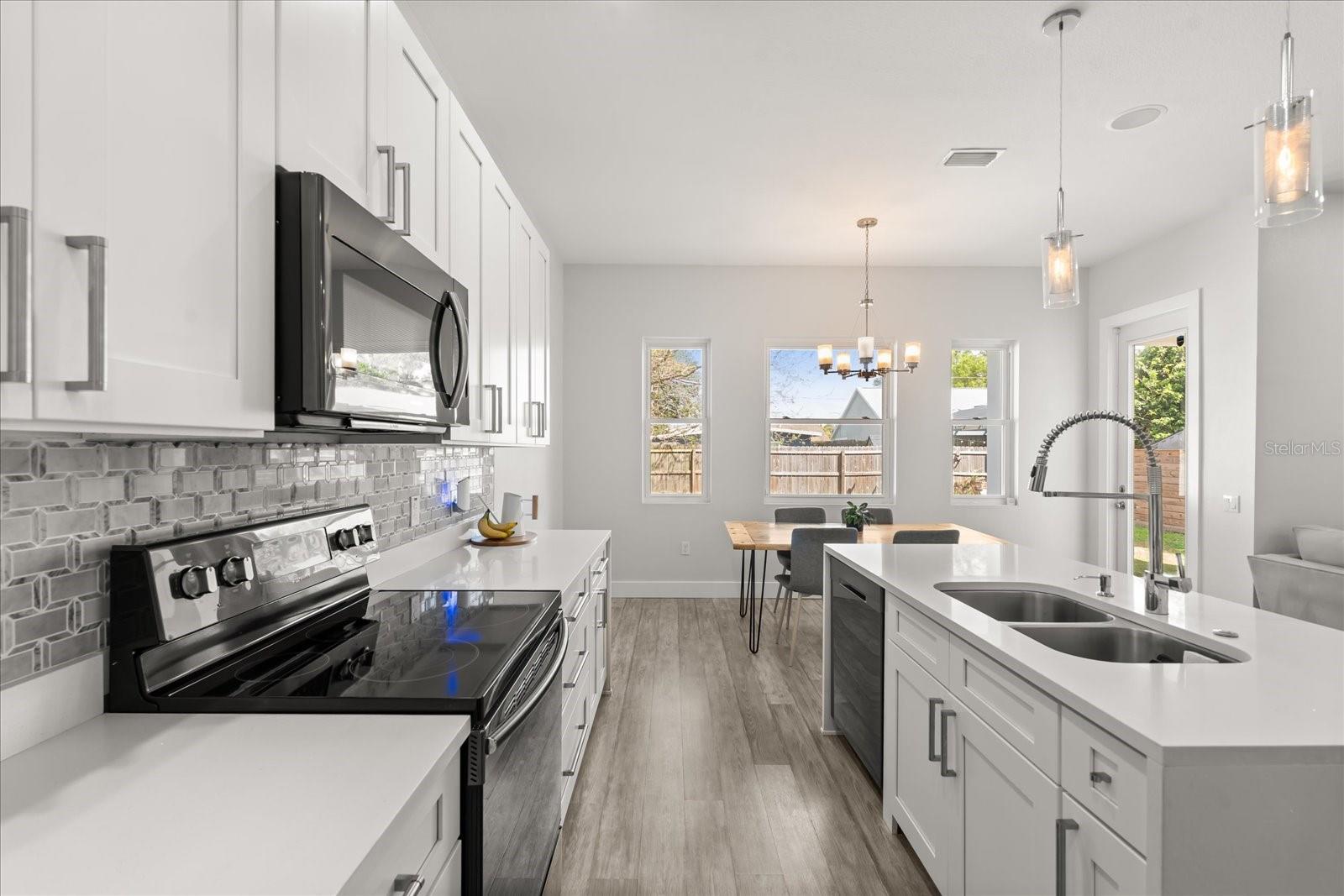 DUBSDREAD HEIGHTS - Residential