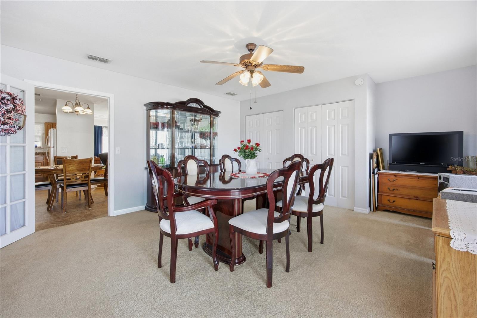 SILVER SPRINGS SHORES - Residential