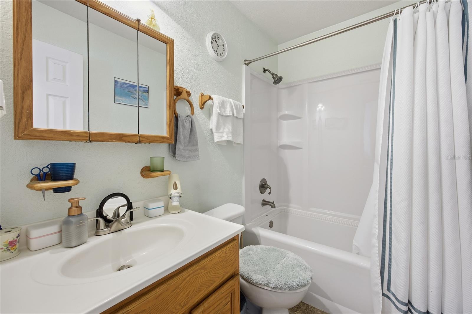 SILVER SPRINGS SHORES - Residential