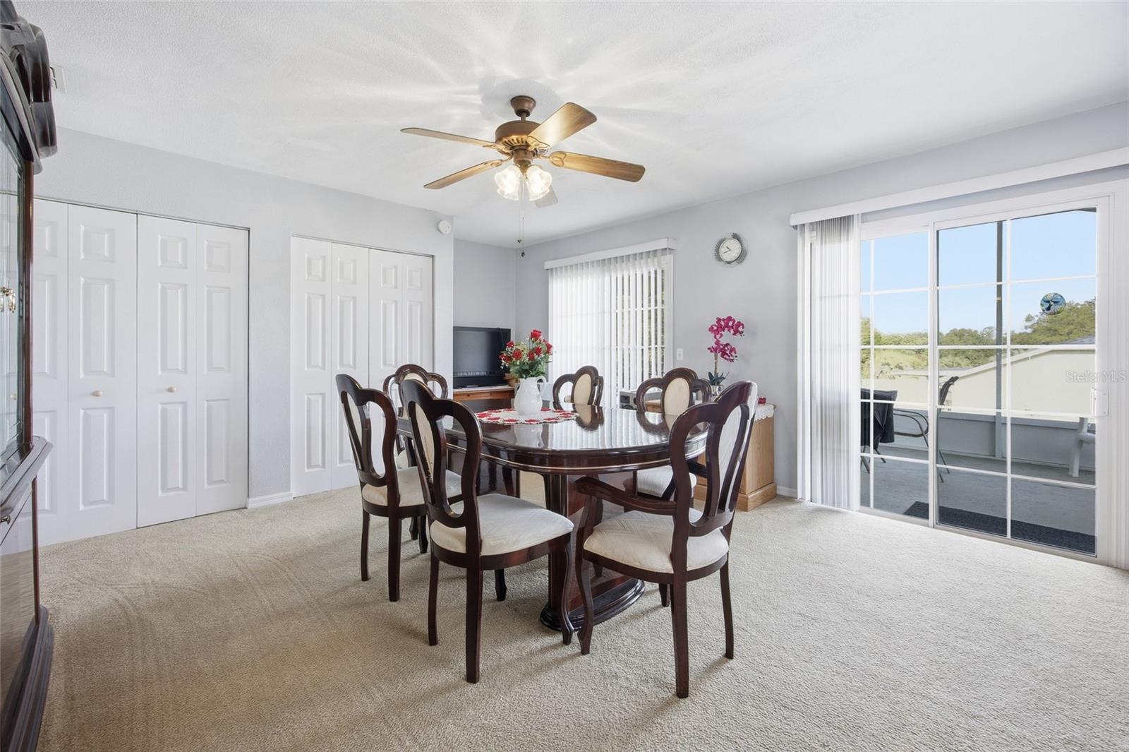 SILVER SPRINGS SHORES - Residential