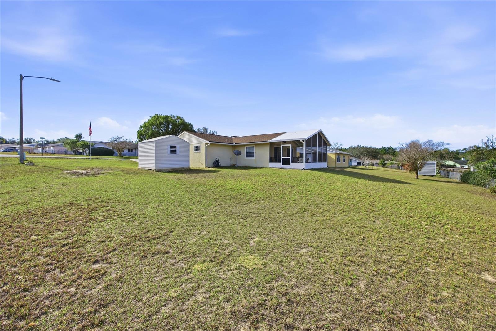 SILVER SPRINGS SHORES - Residential