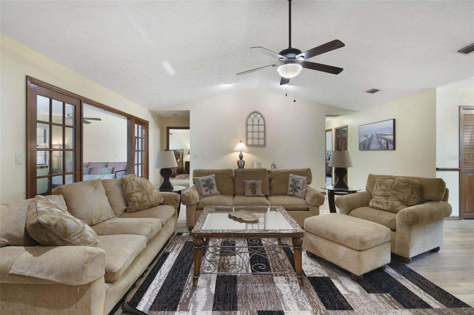 WINDERMERE GLEN - Residential