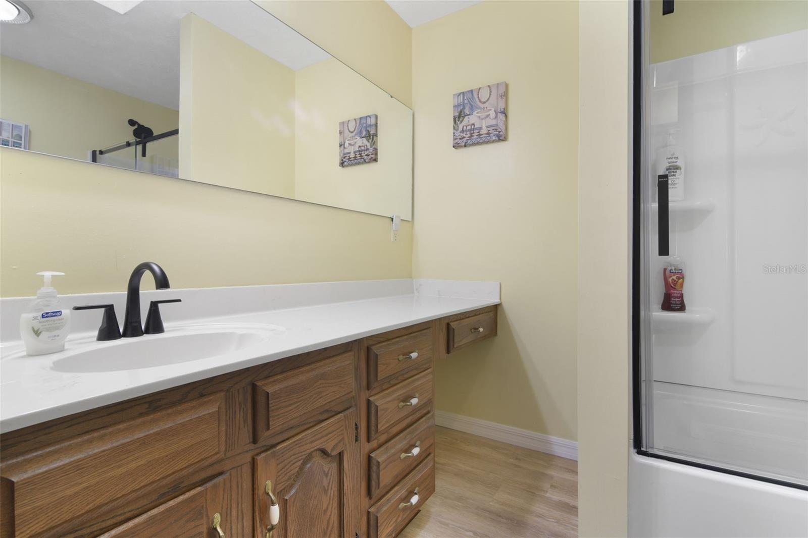 WINDERMERE GLEN - Residential