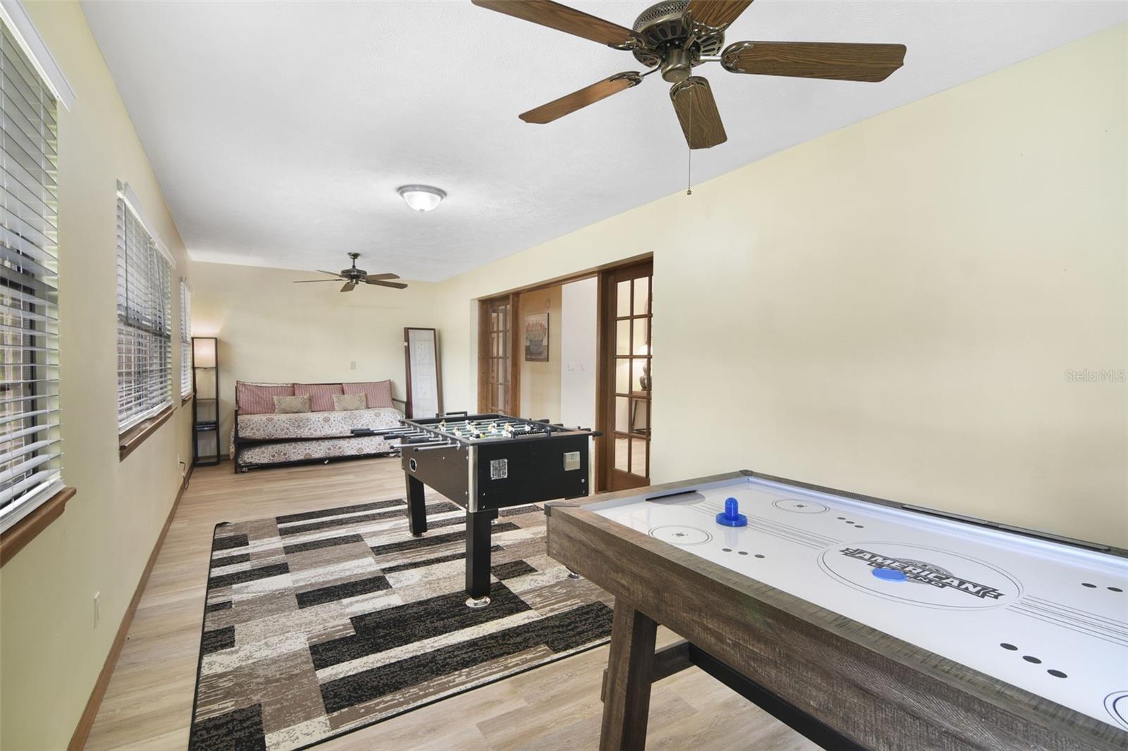 WINDERMERE GLEN - Residential