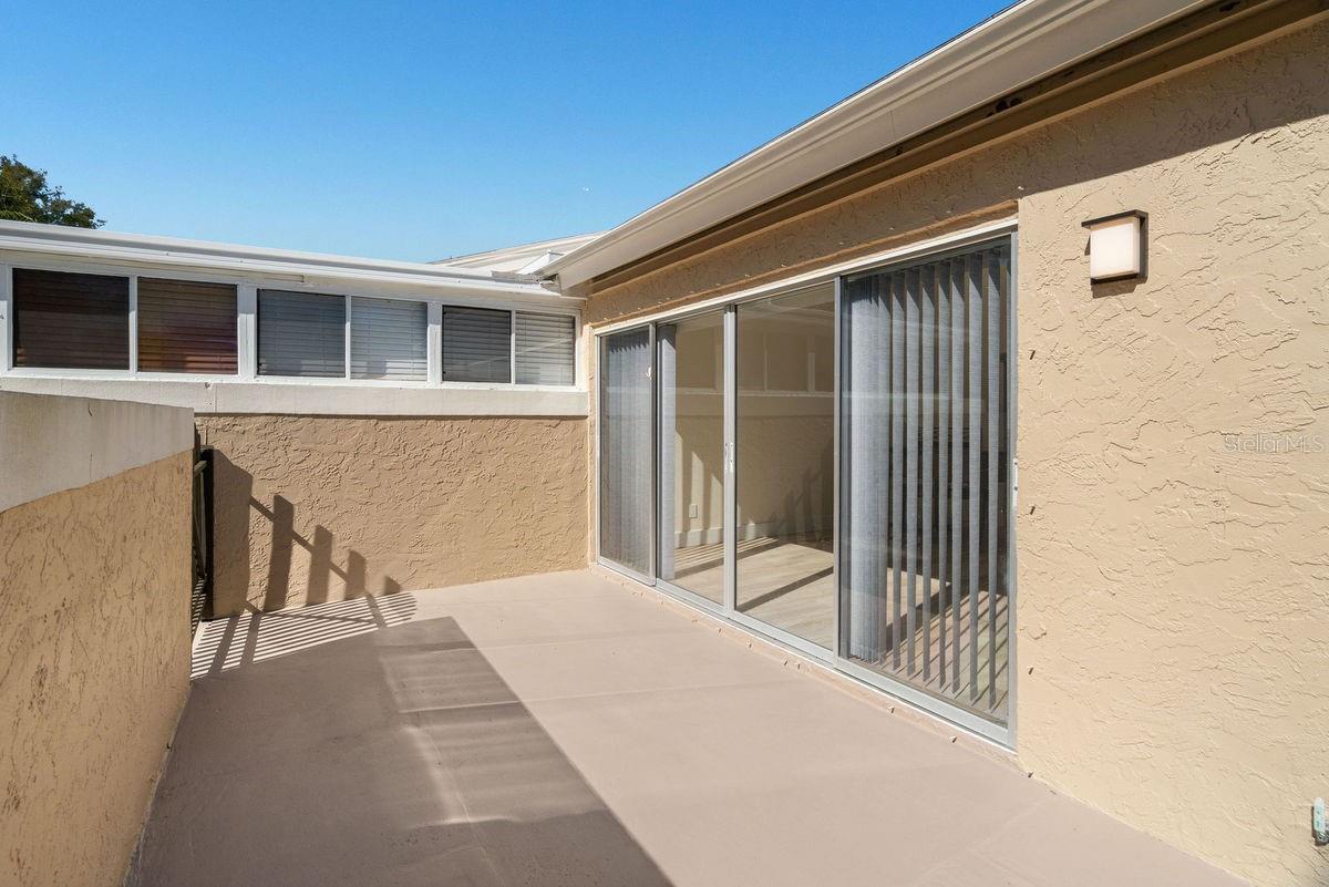 PIPERS GLEN CONDO - Residential