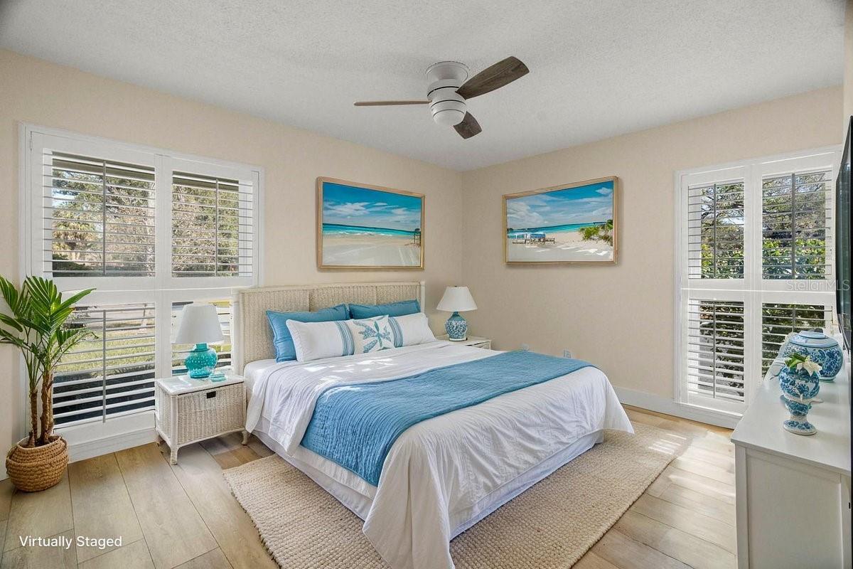 PIPERS GLEN CONDO - Residential