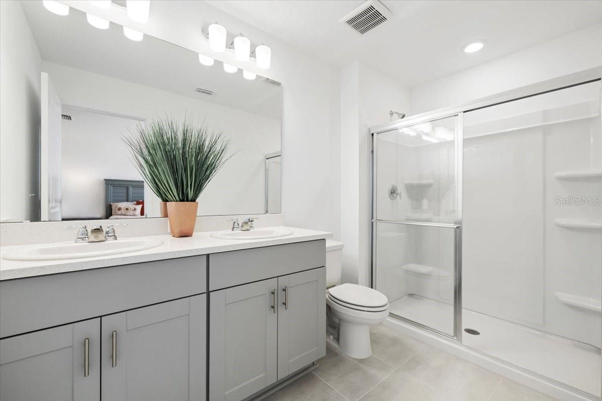TOWNHOMES AT AZARIO - Residential