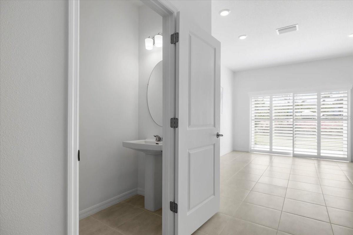 TOWNHOMES AT AZARIO - Residential