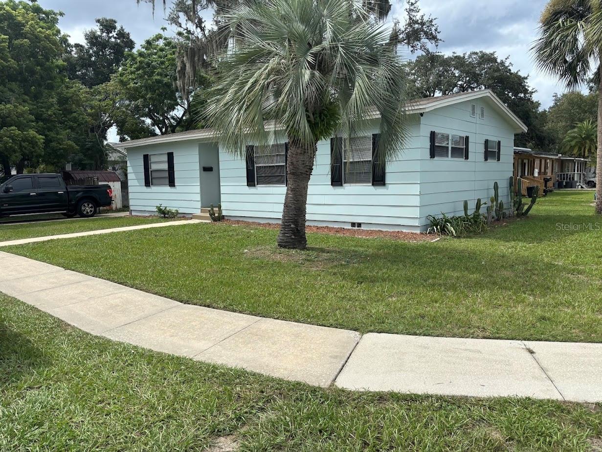 COLONNADES 3RD SEC - Residential