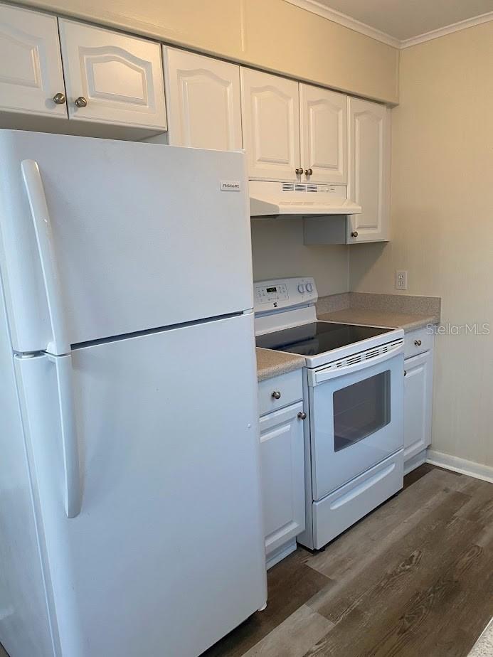 COLONNADES 3RD SEC - Residential