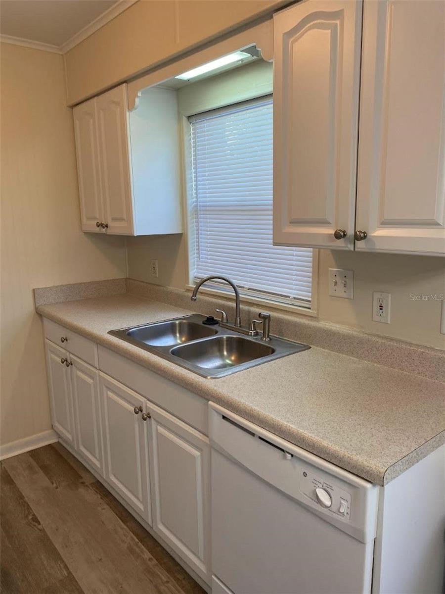 COLONNADES 3RD SEC - Residential