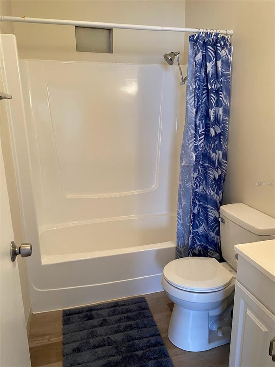 COLONNADES 3RD SEC - Residential