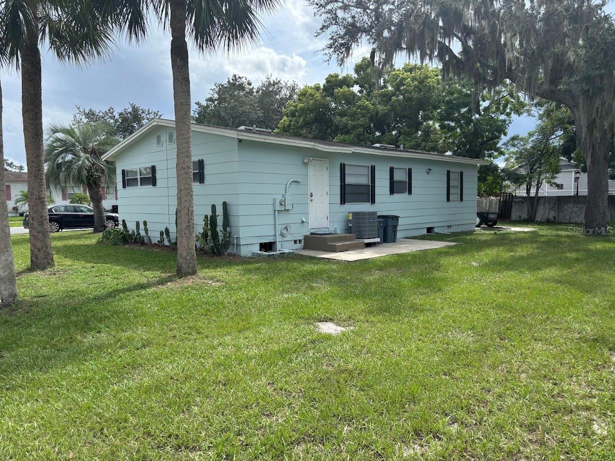 COLONNADES 3RD SEC - Residential