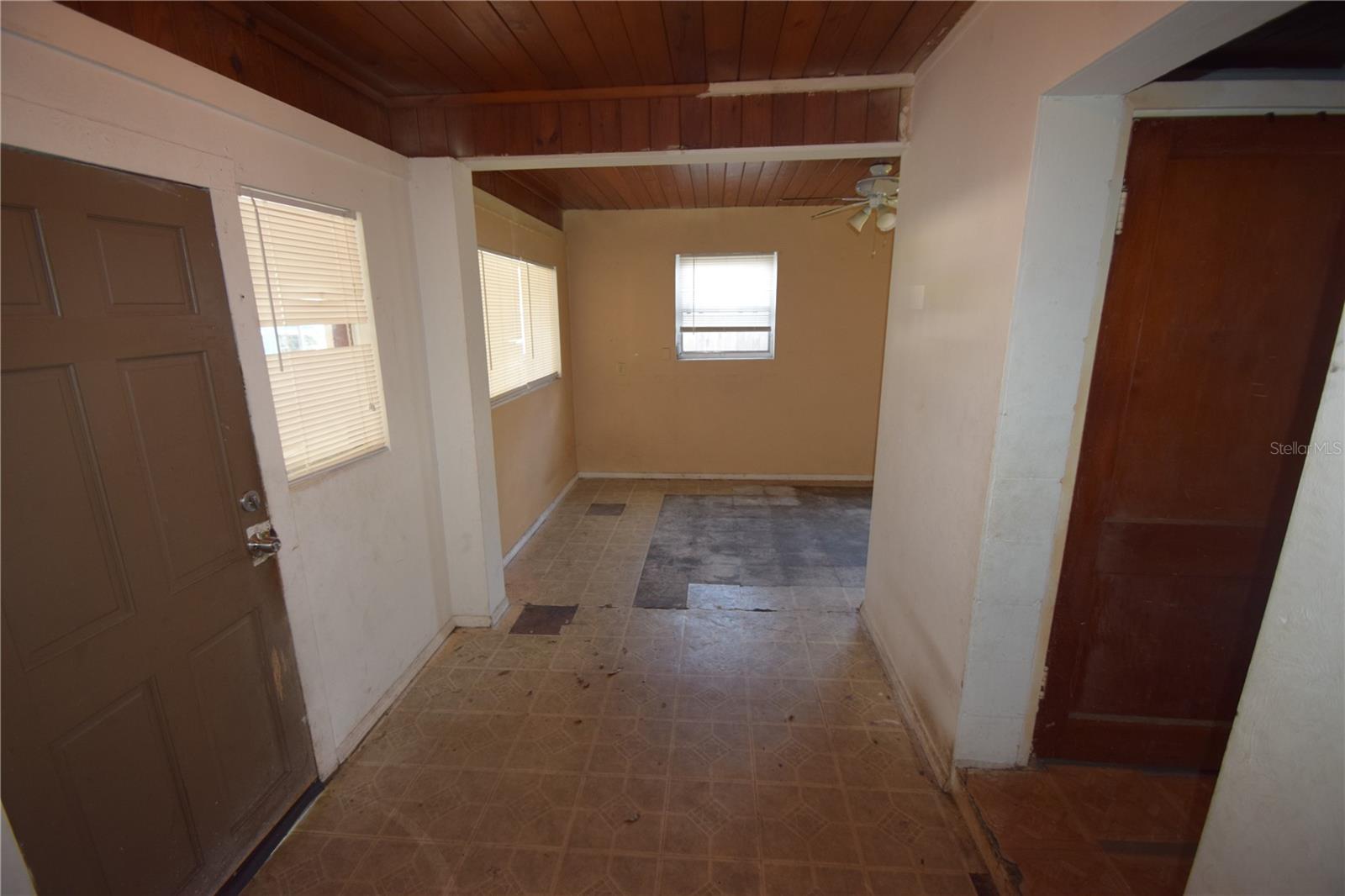 LAKE BONNY HEIGHTS - Residential