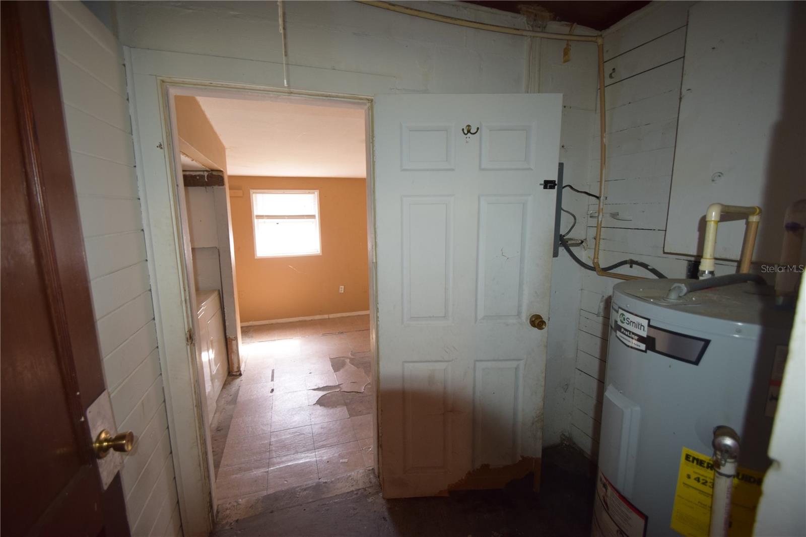 LAKE BONNY HEIGHTS - Residential