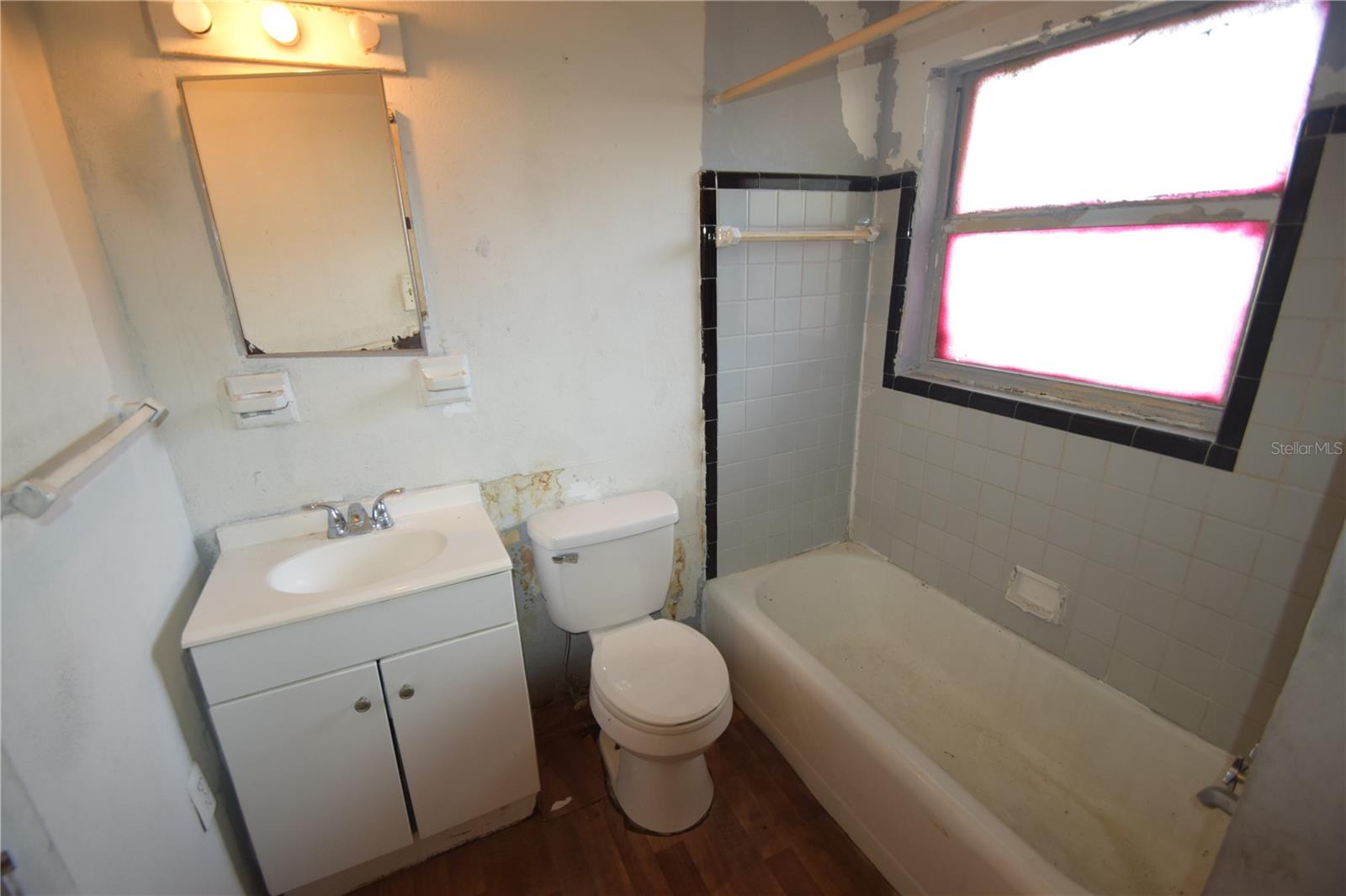 LAKE BONNY HEIGHTS - Residential