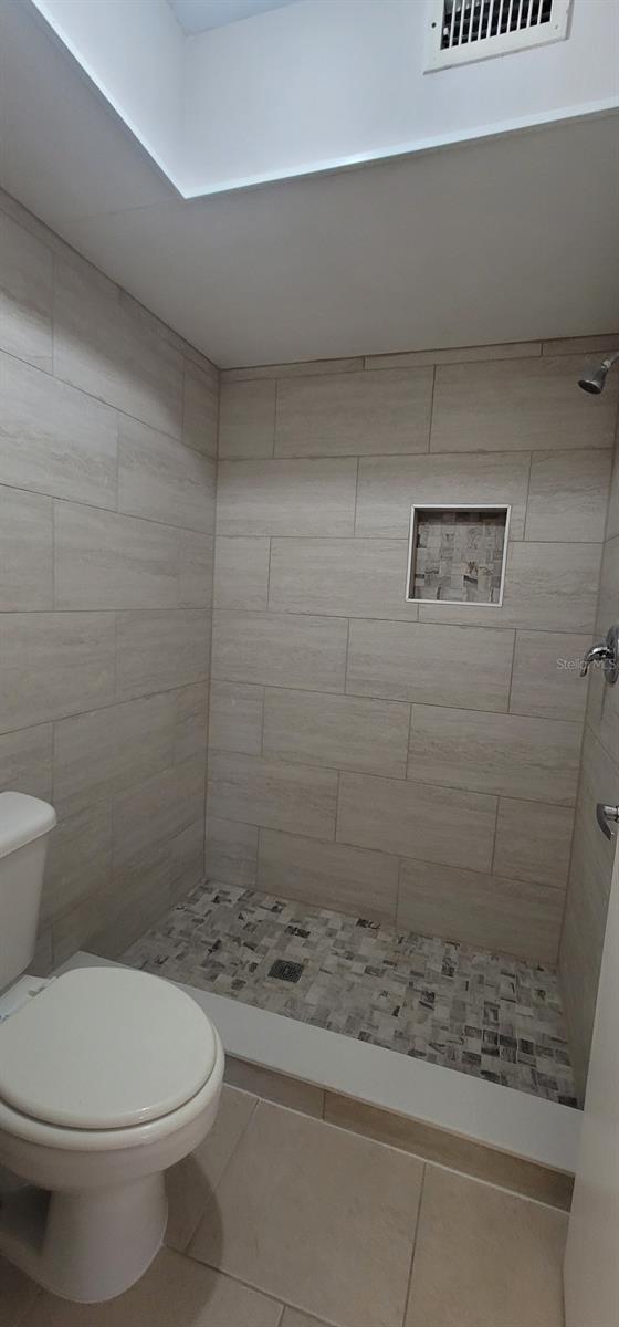 CENTER PLACE CONDO - Residential Lease