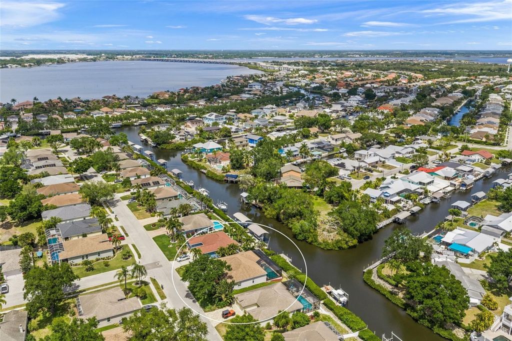 Photo of 111 41st Street NE, Bradenton, FL 34208 (MLS # A4690266)