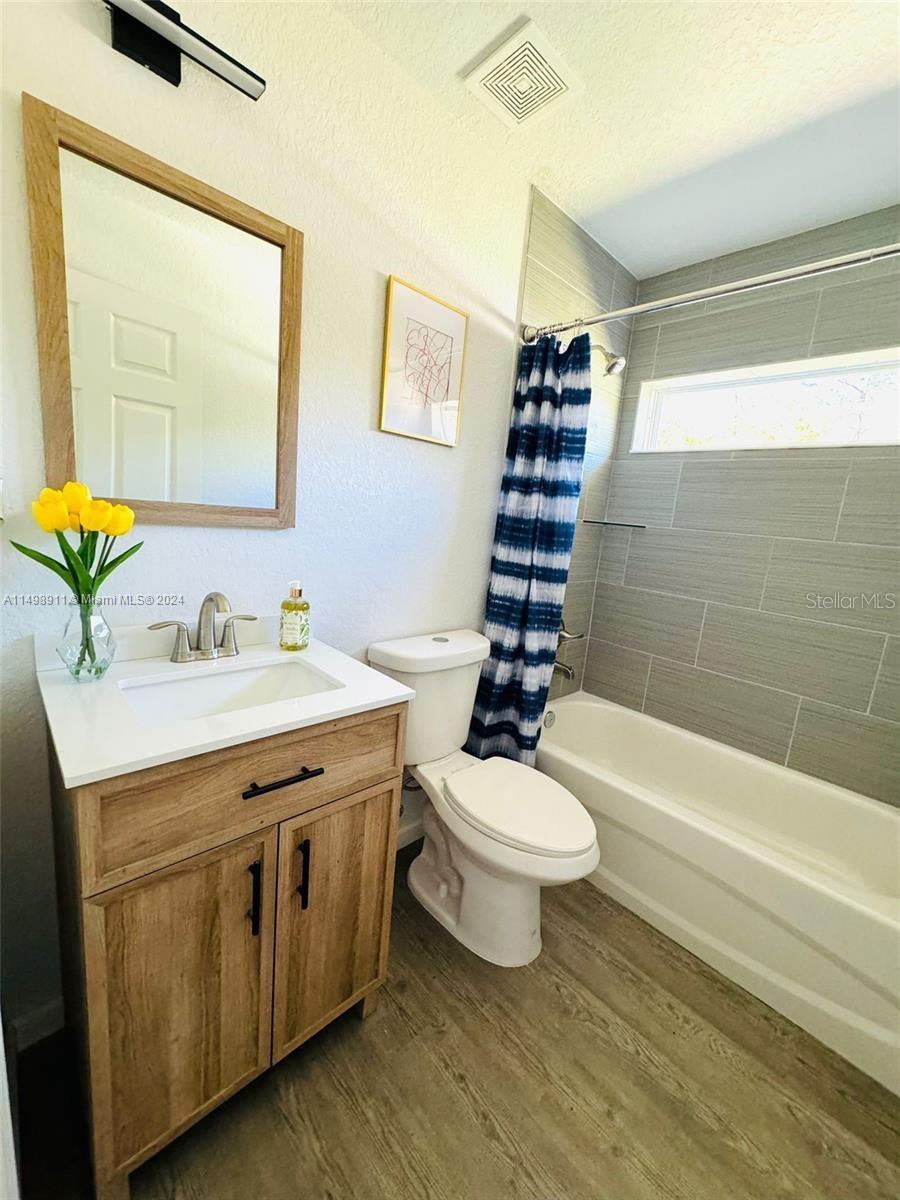 MARION OAKS #12 - Residential Lease