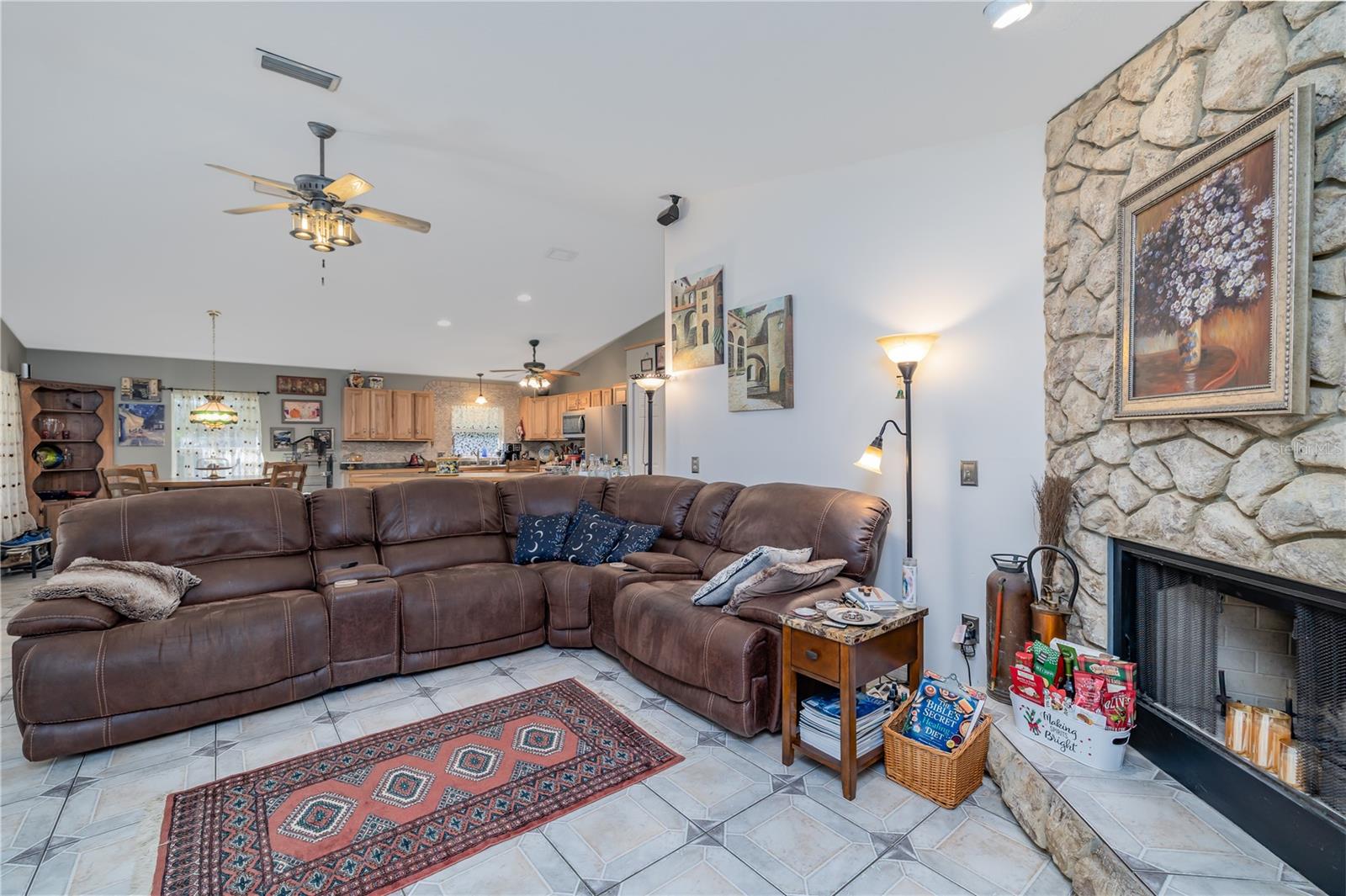 SHADY OAKS UNREC 240 - Residential