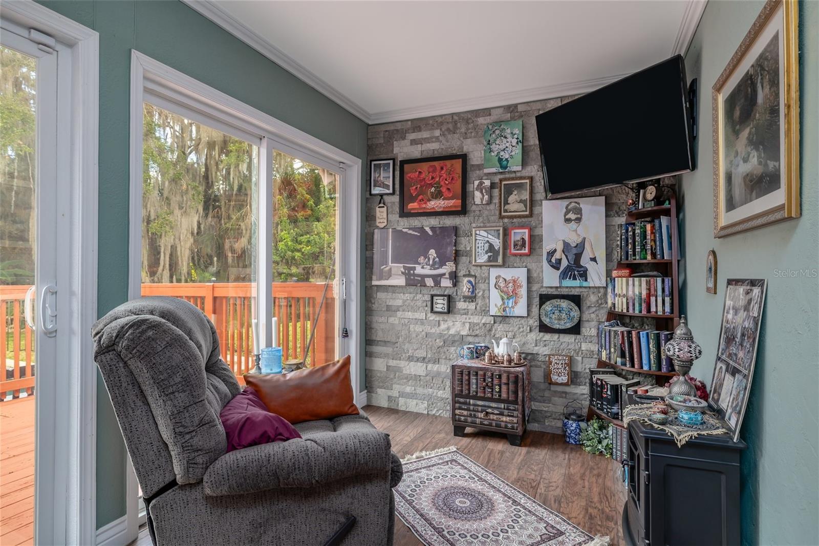 SHADY OAKS UNREC 240 - Residential