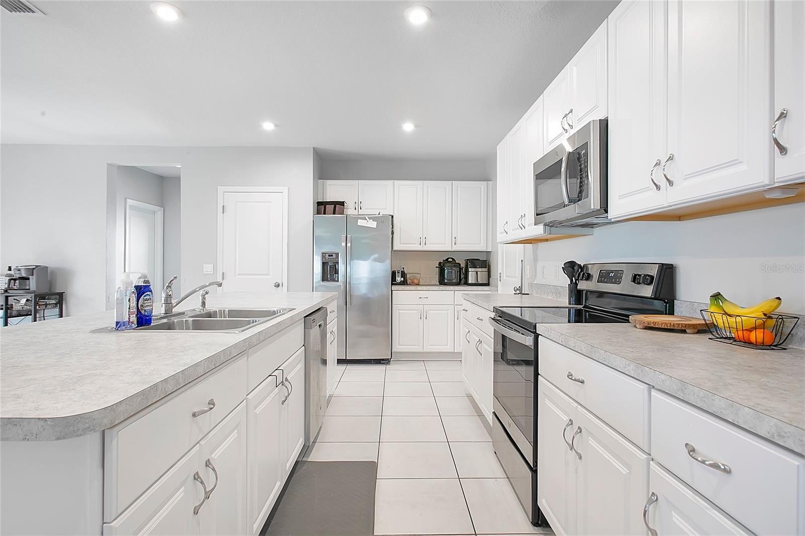 EAGLE POINTE PH III SUB - Residential