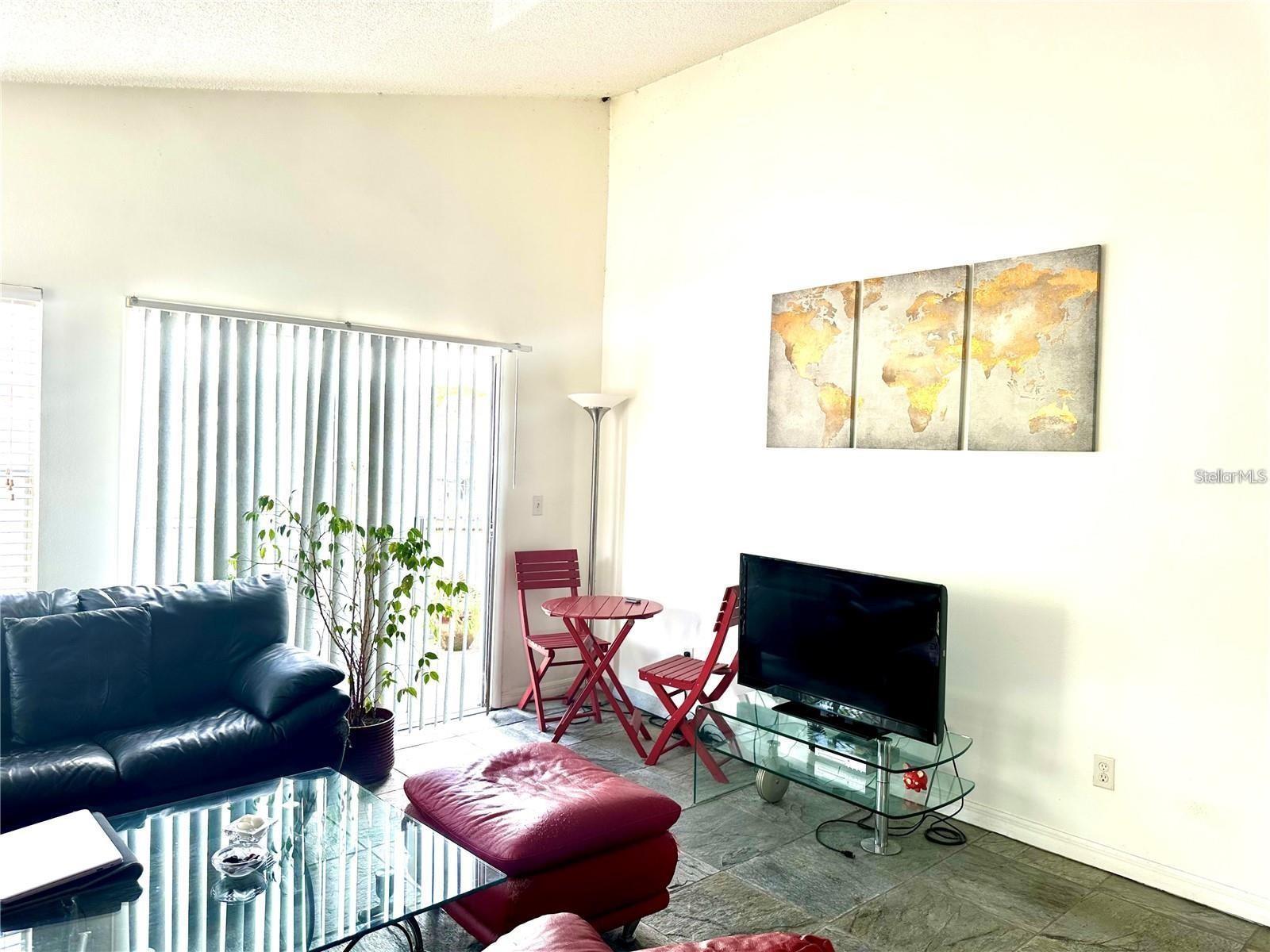 DOCKSIDE CONDO - Residential