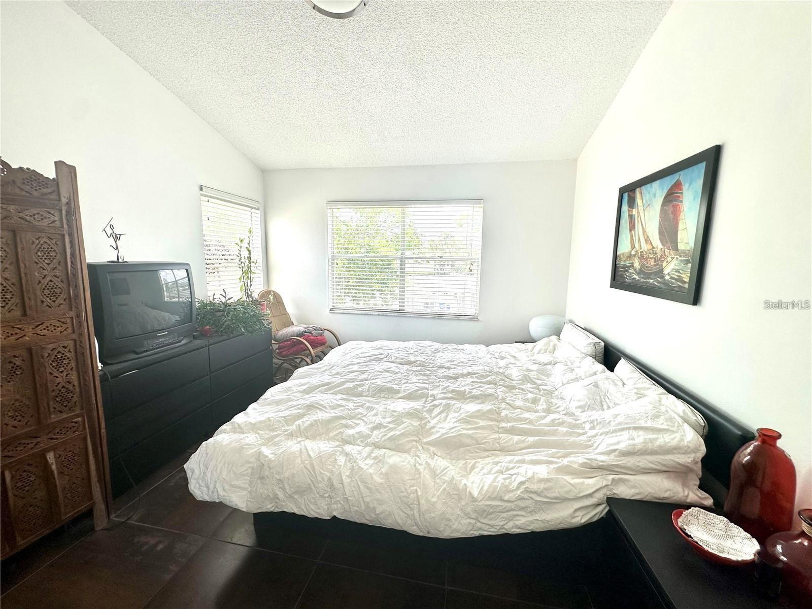 DOCKSIDE CONDO - Residential