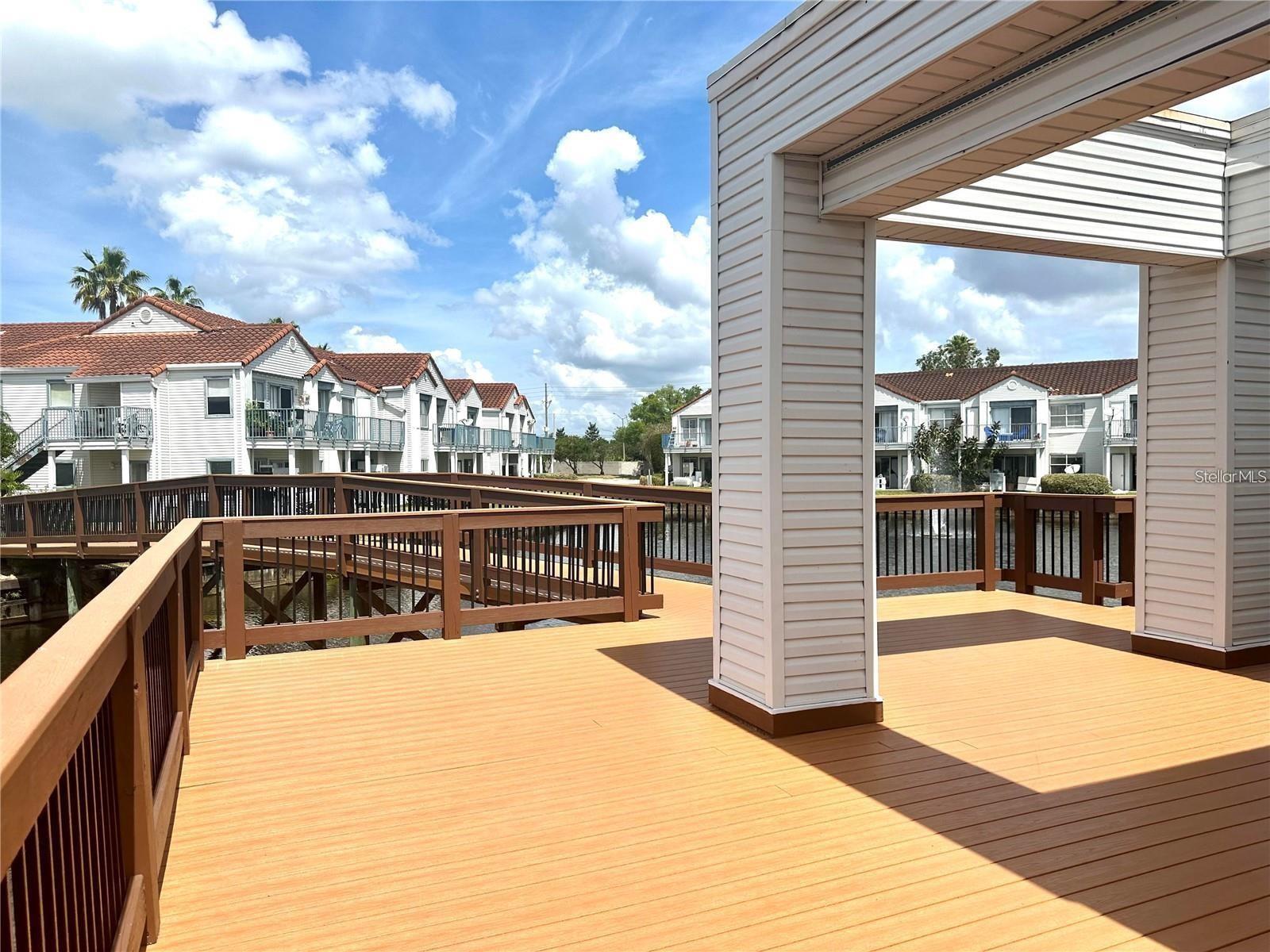 DOCKSIDE CONDO - Residential