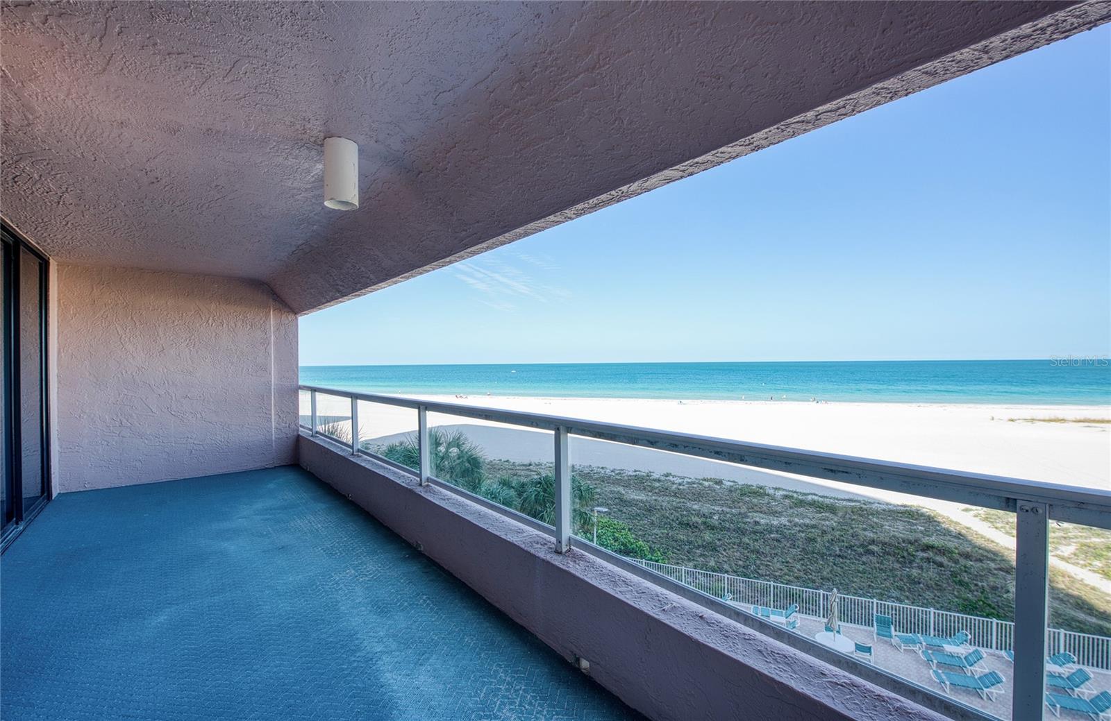 CRESCENT BEACH CLUB TWO CONDO - Residential