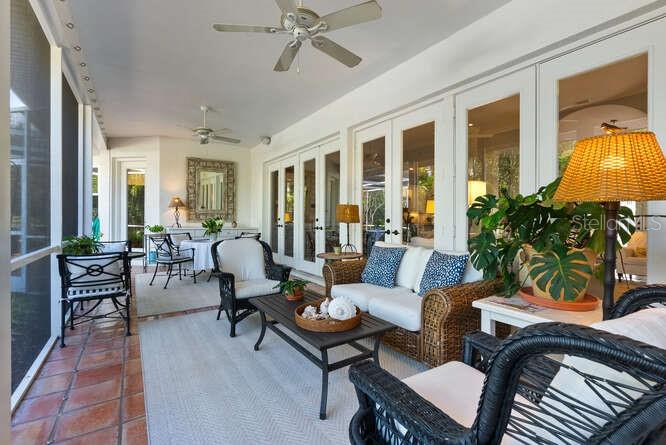 MIDWOOD MANOR - Residential