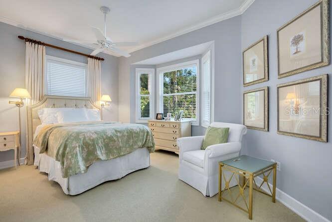 MIDWOOD MANOR - Residential