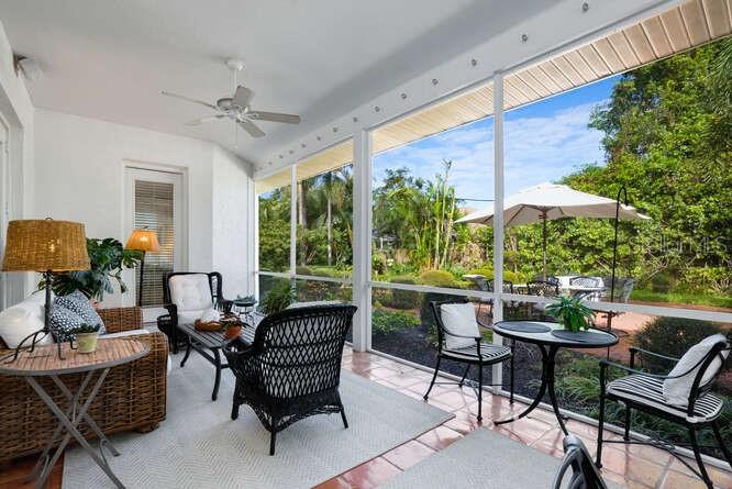 MIDWOOD MANOR - Residential