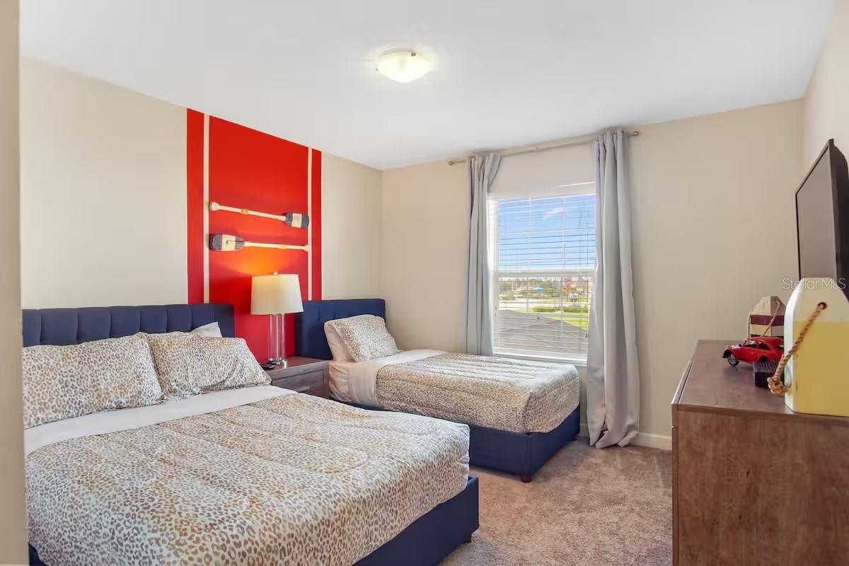 STOREY LAKE PH 3 - Residential Lease