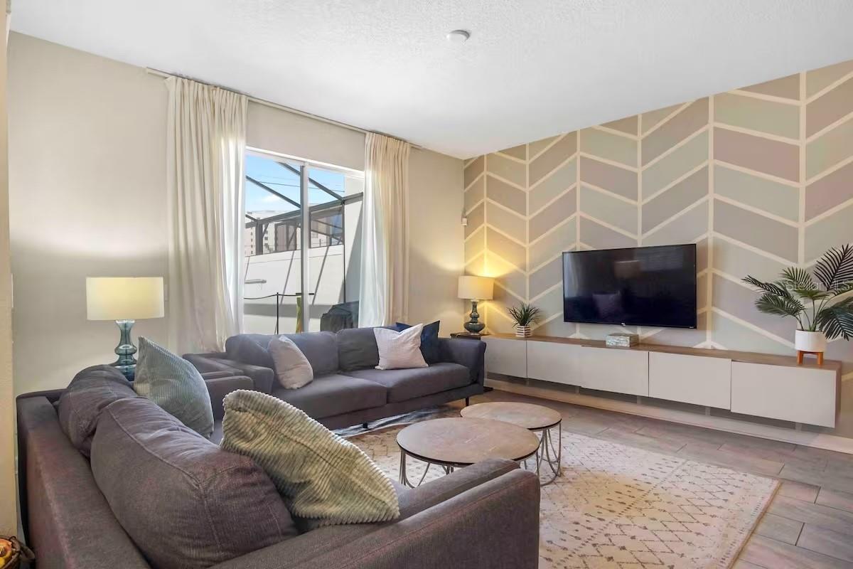 STOREY LAKE PH 3 - Residential Lease